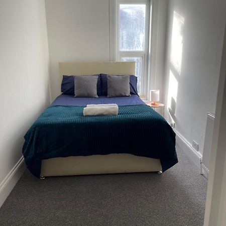 Room In Gloucester Road 4 브리스틀 외부 사진