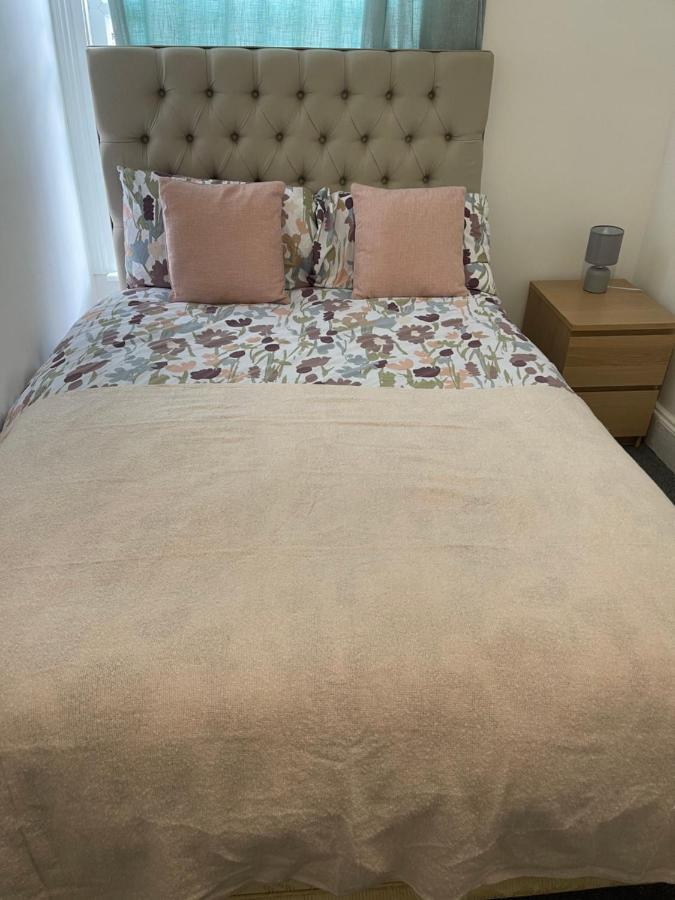 Room In Gloucester Road 4 브리스틀 외부 사진